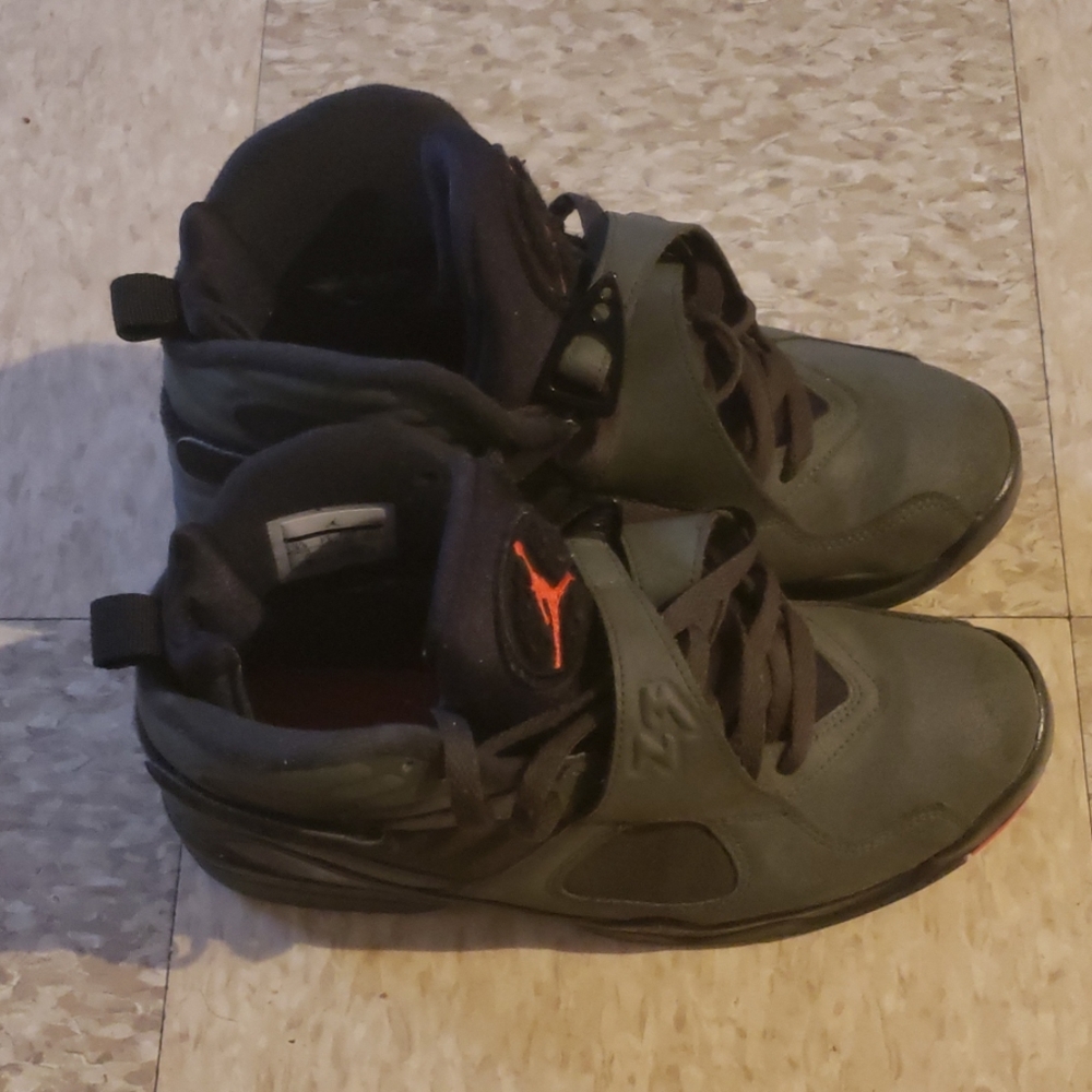 Jordan 8 retro take flight